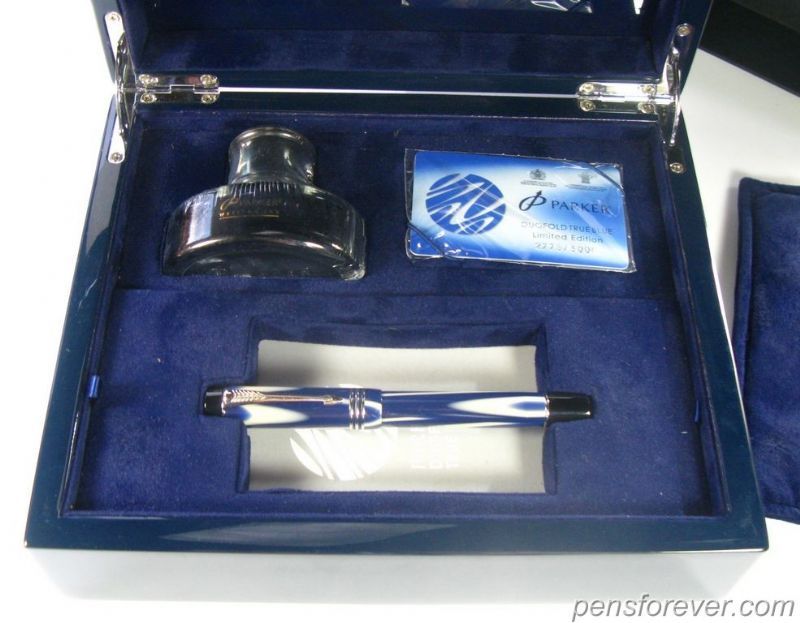 PARKER - MODERN DUOFOLDS & LIMITED EDITIONS - TRUE BLUE PARKER - MODERN DUOFOLDS & LIMITED EDITIONS - TRUE BLUE